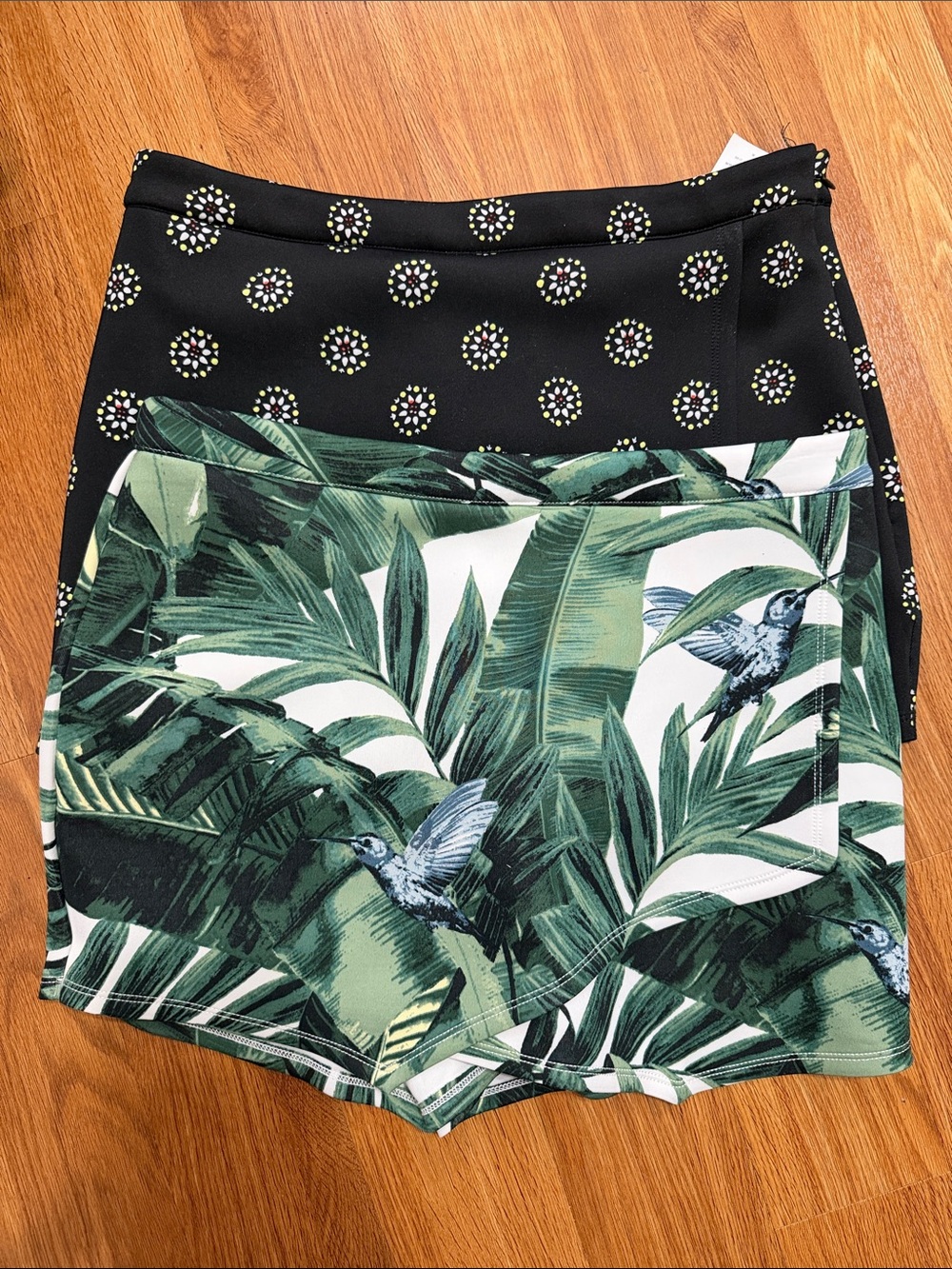 Abercrombie and Fitch Women’s Skorts Large